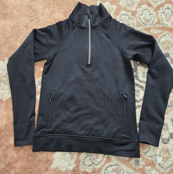 Lululemon Engineered Warmth Half zip Black Top - Picture 3 of 13